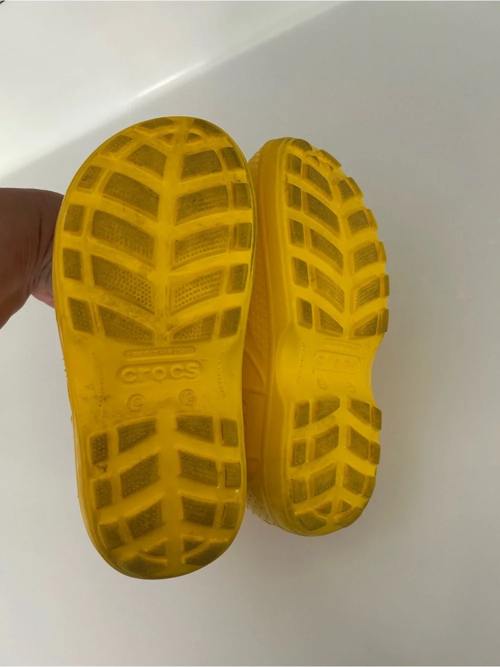 CROCS yellow rain